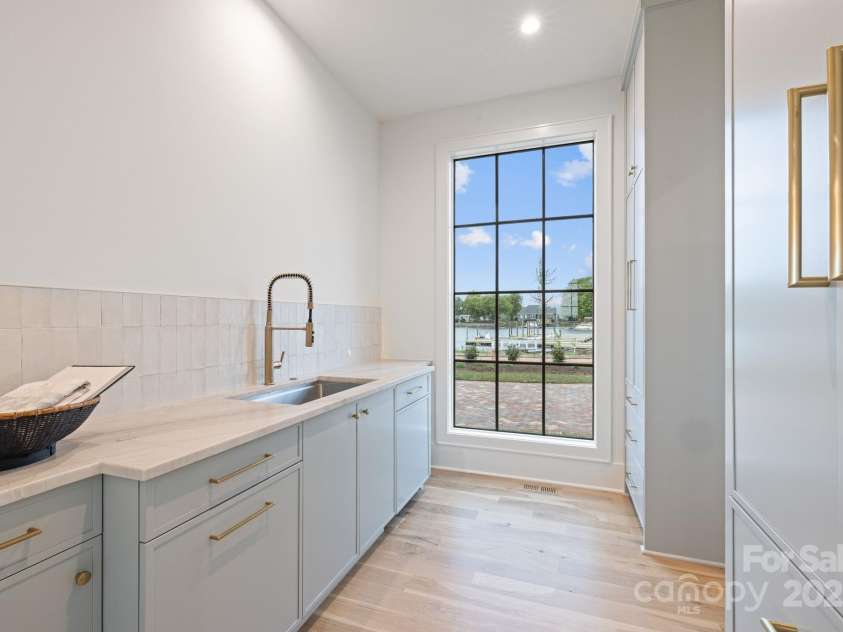 8397 Ranger Island Marina Road, Denver, NC 28037.  MLS# CAR4250240, YatesRealty ID 7769. 