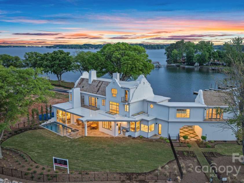 8397 Ranger Island Marina Road, Denver, NC 28037.  MLS# CAR4250240, YatesRealty ID 7769. 