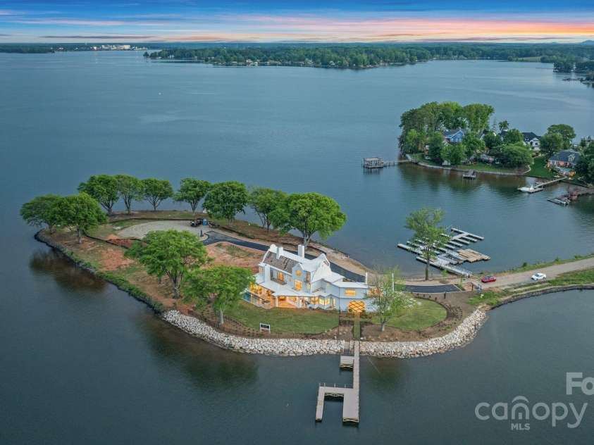 8397 Ranger Island Marina Road, Denver, NC 28037.  MLS# CAR4250240, YatesRealty ID 7769. 