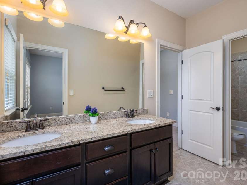 6352 Willow Farm Drive, Denver, NC 28037.  MLS# CAR4354971, YatesRealty ID 7770. 