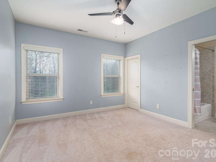 6352 Willow Farm Drive, Denver, NC 28037.  MLS# CAR4354971, YatesRealty ID 7770. 
