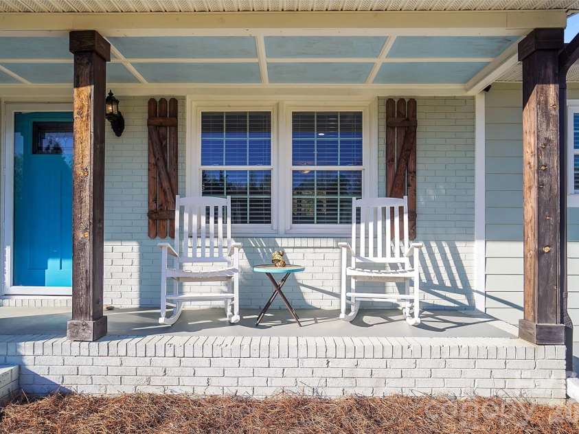 280 Pinevale Drive, Salisbury, NC 28144.  MLS# CAR4360849, YatesRealty ID 7771. 