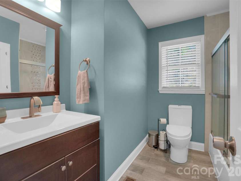 280 Pinevale Drive, Salisbury, NC 28144.  MLS# CAR4360849, YatesRealty ID 7771. 