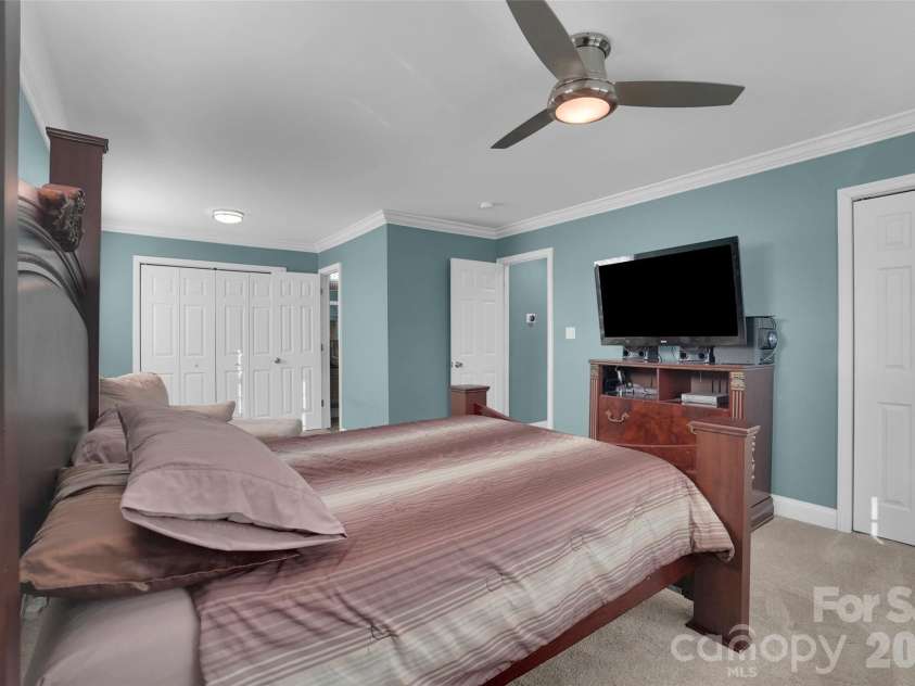280 Pinevale Drive, Salisbury, NC 28144.  MLS# CAR4360849, YatesRealty ID 7771. 