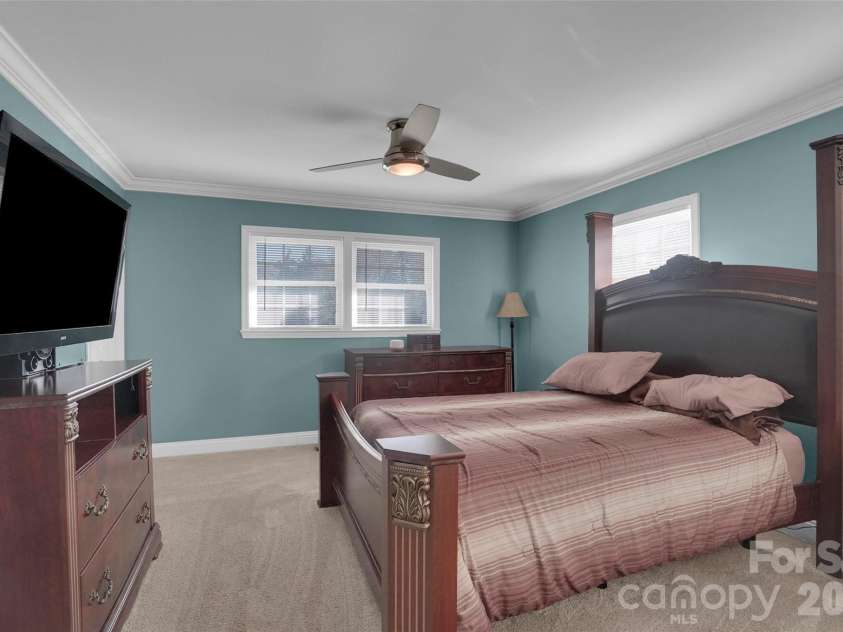 280 Pinevale Drive, Salisbury, NC 28144.  MLS# CAR4360849, YatesRealty ID 7771. 