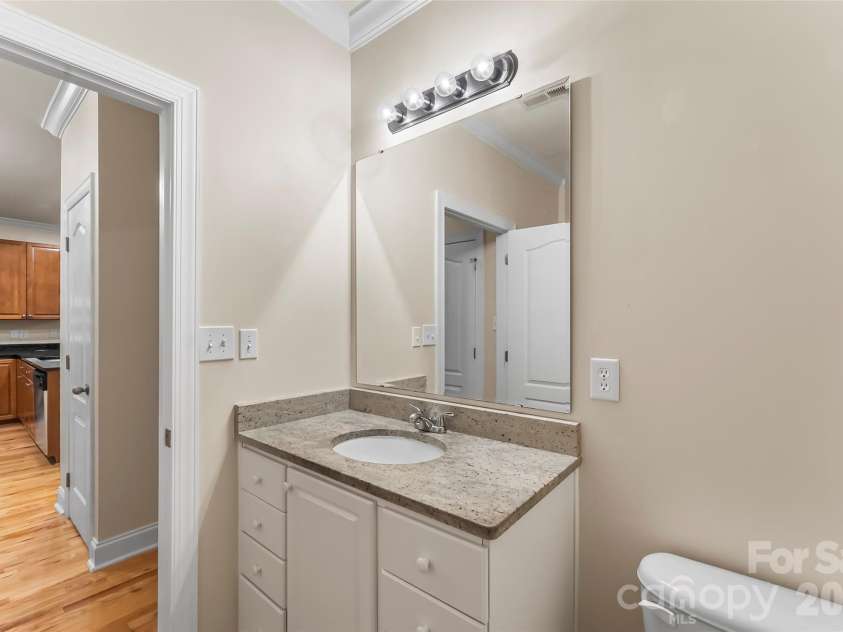175 Lexington Avenue, Asheville, NC 28801.  MLS# CAR4389814, YatesRealty ID 7772. 