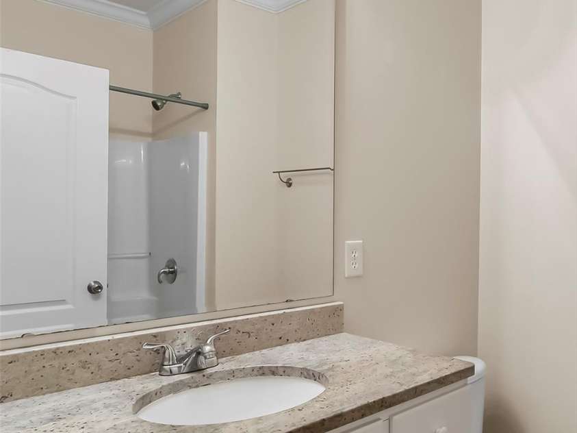 175 Lexington Avenue, Asheville, NC 28801.  MLS# CAR4389814, YatesRealty ID 7772. 