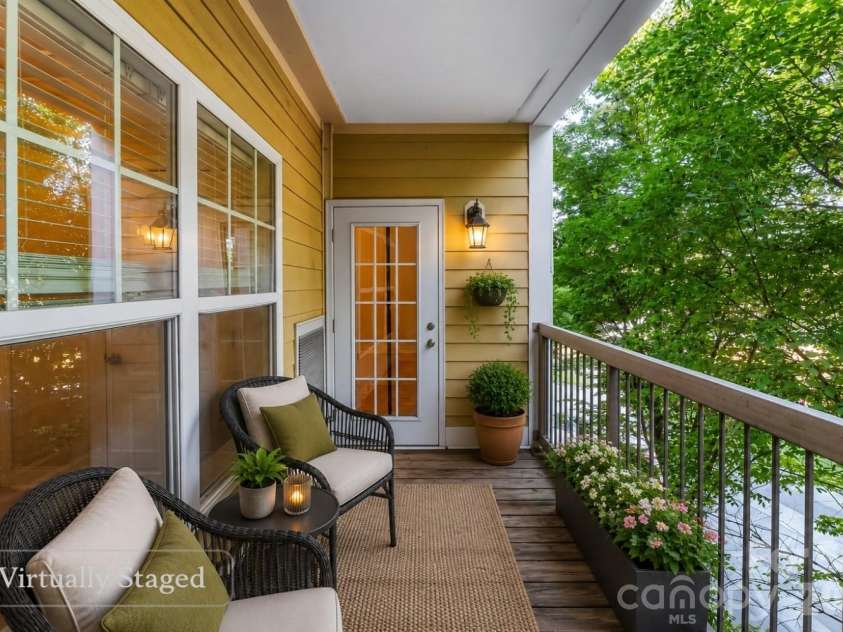 175 Lexington Avenue, Asheville, NC 28801.  MLS# CAR4389814, YatesRealty ID 7772. Virtually staged