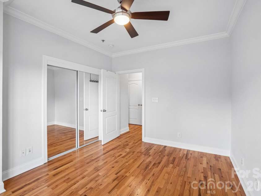 175 Lexington Avenue, Asheville, NC 28801.  MLS# CAR4402670, YatesRealty ID 7772. 