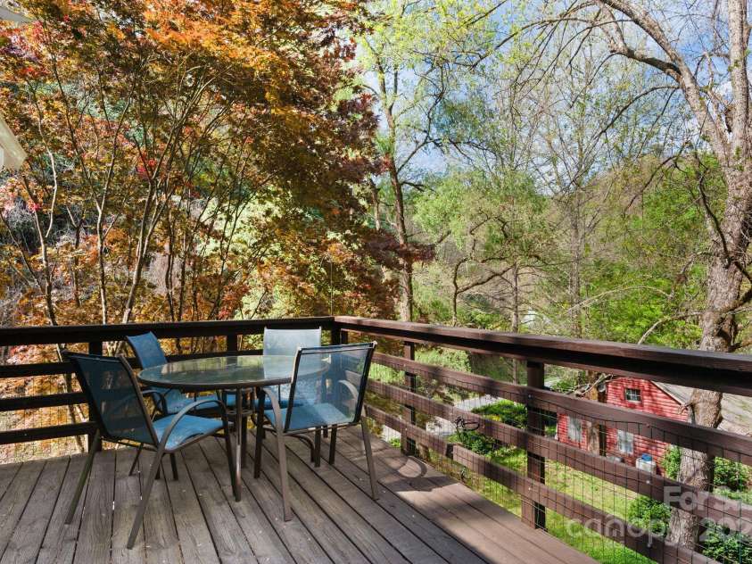 85 Dills Road, Bryson City, NC 28713.  MLS# CAR4244173, YatesRealty ID 7772. 