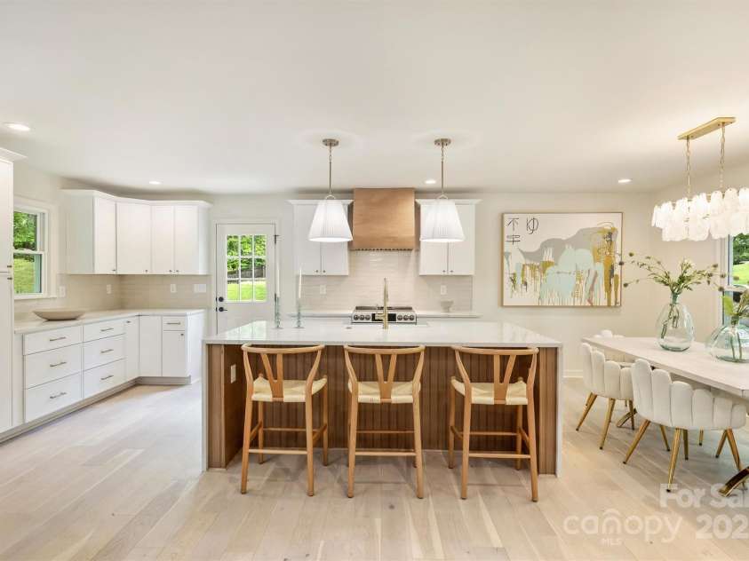 7506 Kilcullen Drive, Charlotte, NC 28270.  MLS# CAR4250363, YatesRealty ID 7773. 