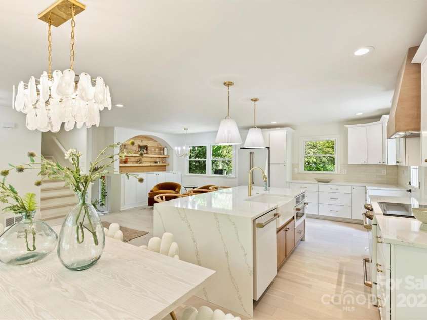 7506 Kilcullen Drive, Charlotte, NC 28270.  MLS# CAR4250363, YatesRealty ID 7773. 