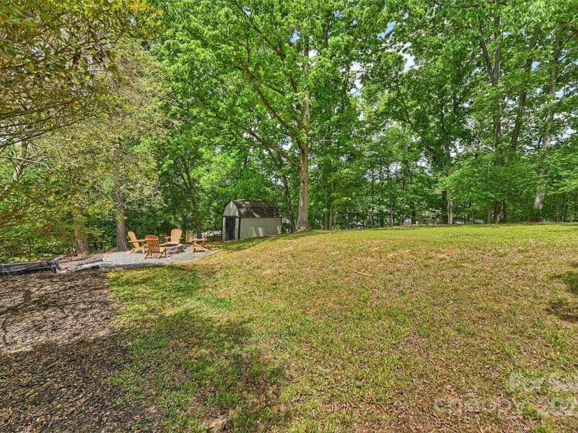 7506 Kilcullen Drive, Charlotte, NC 28270.  MLS# CAR4250363, YatesRealty ID 7773. 