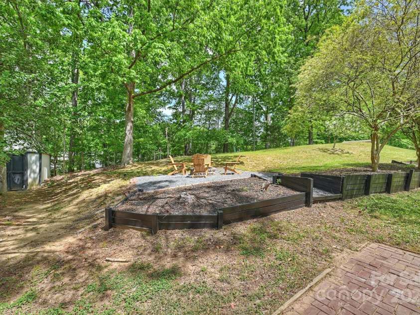 7506 Kilcullen Drive, Charlotte, NC 28270.  MLS# CAR4250363, YatesRealty ID 7773. 