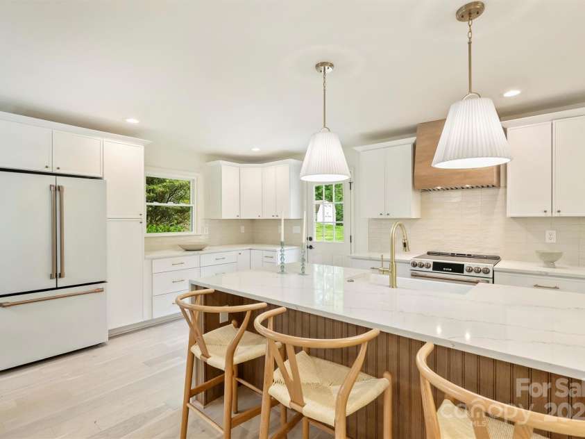 7506 Kilcullen Drive, Charlotte, NC 28270.  MLS# CAR4320015, YatesRealty ID 7773. 