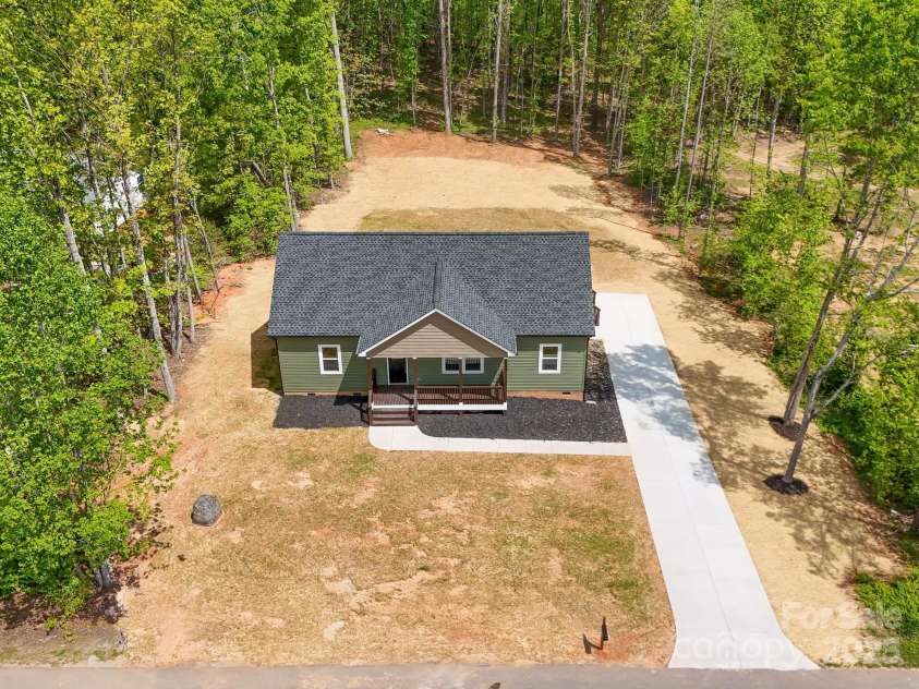 160 Castle Court, Kings Mountain, NC 28086.  MLS# CAR4250666, YatesRealty ID 7775. Overhead View