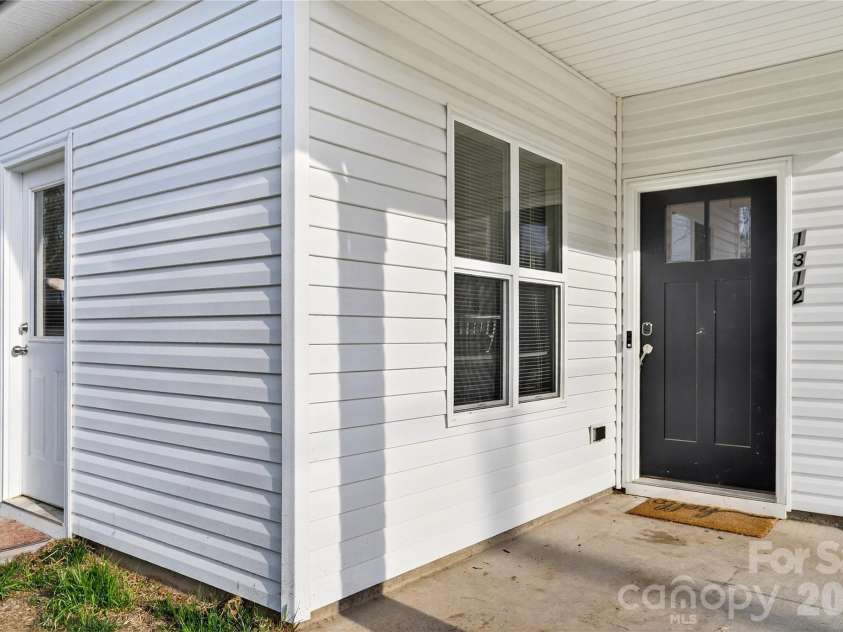 1312 7th Street, Statesville, NC 28677.  MLS# CAR4360149, YatesRealty ID 7776. Front and side entry doors