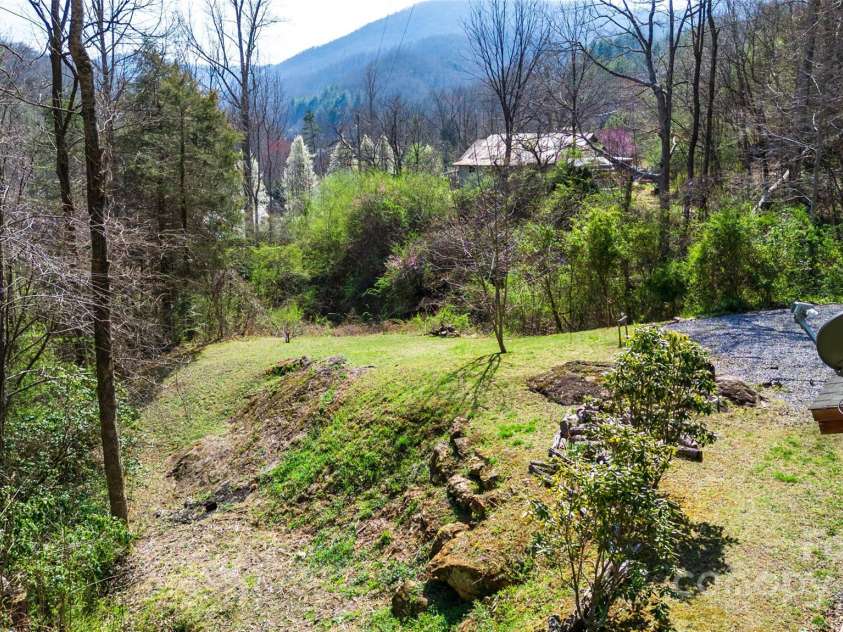 215 Honeysuckle Lane, Sylva, NC 28779.  MLS# CAR4243032, YatesRealty ID 7779. 