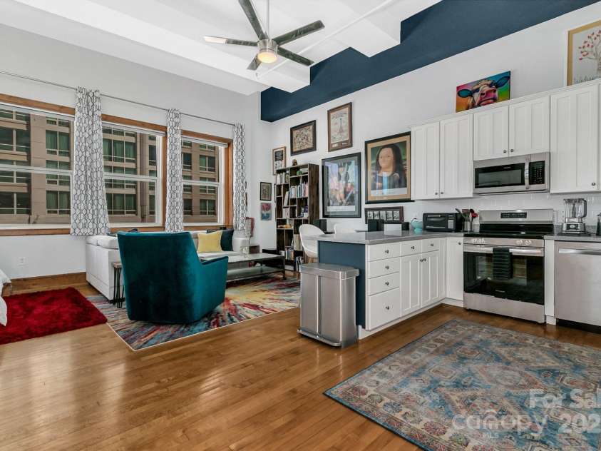 59 College Street, Asheville, NC 28801.  MLS# CAR4306677, YatesRealty ID 7780. 