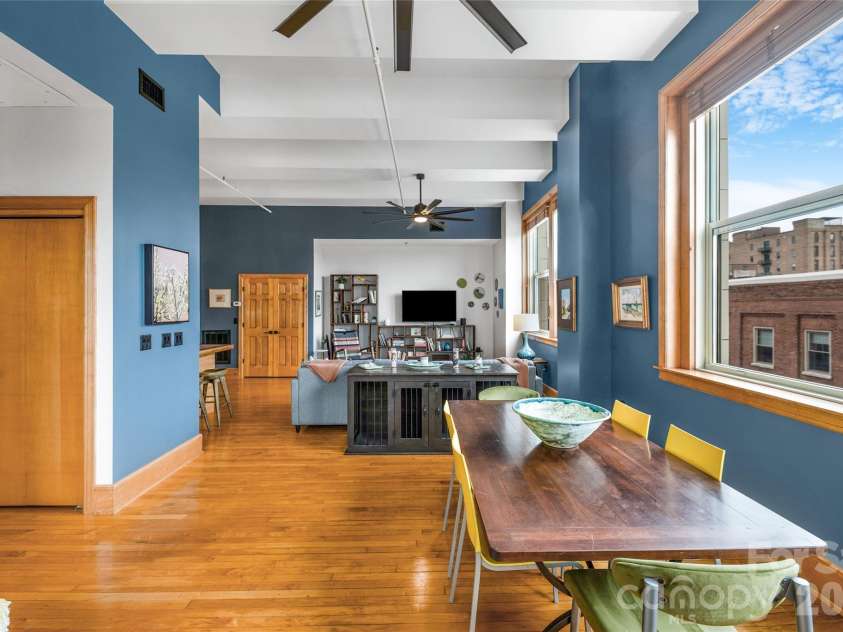 59 College Street, Asheville, NC 28801.  MLS# CAR4415642, YatesRealty ID 7780. 