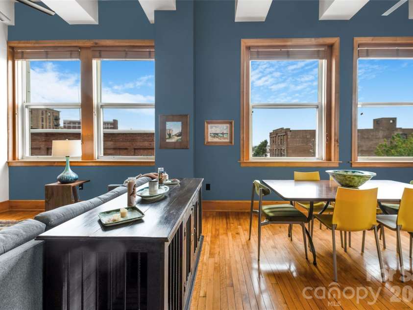 59 College Street, Asheville, NC 28801.  MLS# CAR4415642, YatesRealty ID 7780. 
