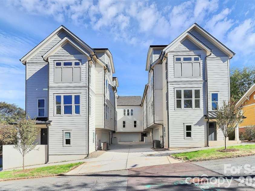 1026 Margaret Brown Street, Charlotte, NC 28202.  MLS# CAR4351895, YatesRealty ID 7782. 