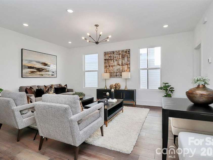 1026 Margaret Brown Street, Charlotte, NC 28202.  MLS# CAR4351895, YatesRealty ID 7782. 