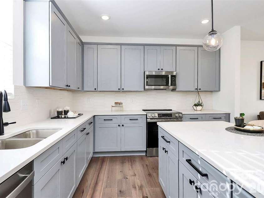 1026 Margaret Brown Street, Charlotte, NC 28202.  MLS# CAR4351895, YatesRealty ID 7782. 