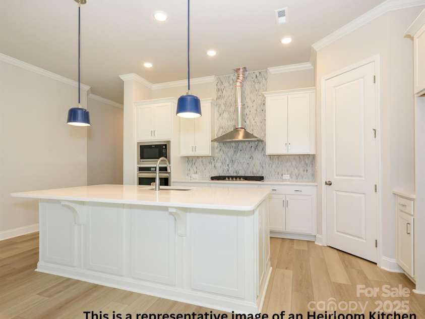 1111 Meander Lane, Waxhaw, NC 28173.  MLS# CAR4251032, YatesRealty ID 7783. 