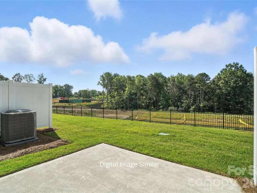 1227 Vibrant Road, Charlotte, NC 28215.  MLS# CAR4352045, YatesRealty ID 7783. 