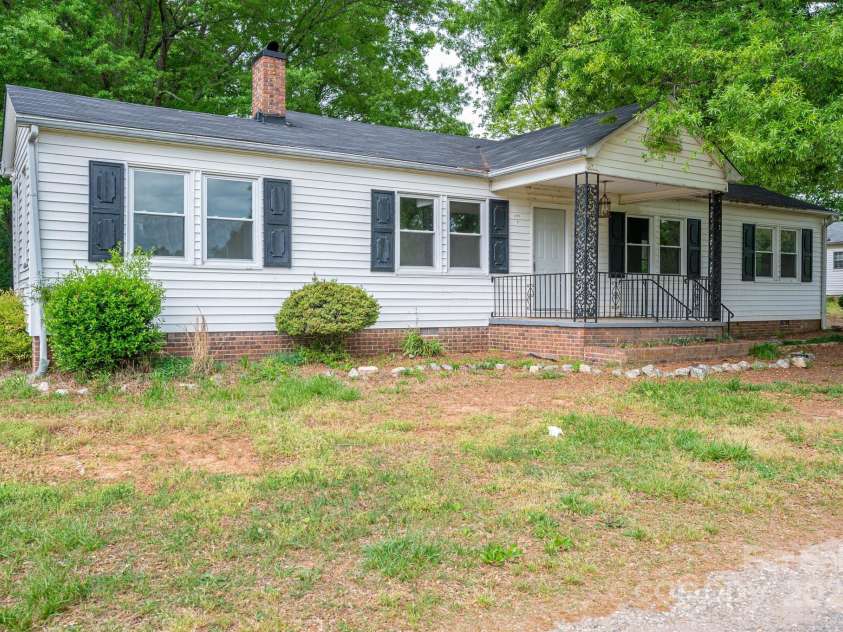 201 Lee Black Road, Cherryville, NC 28021.  MLS# CAR4240995, YatesRealty ID 7784. 