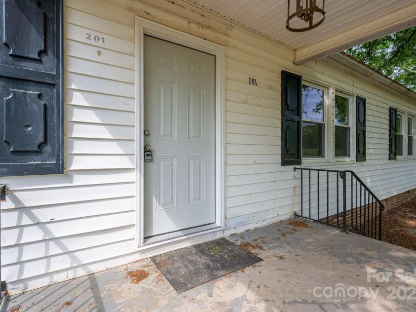 201 Lee Black Road, Cherryville, NC 28021.  MLS# CAR4240995, YatesRealty ID 7784. 