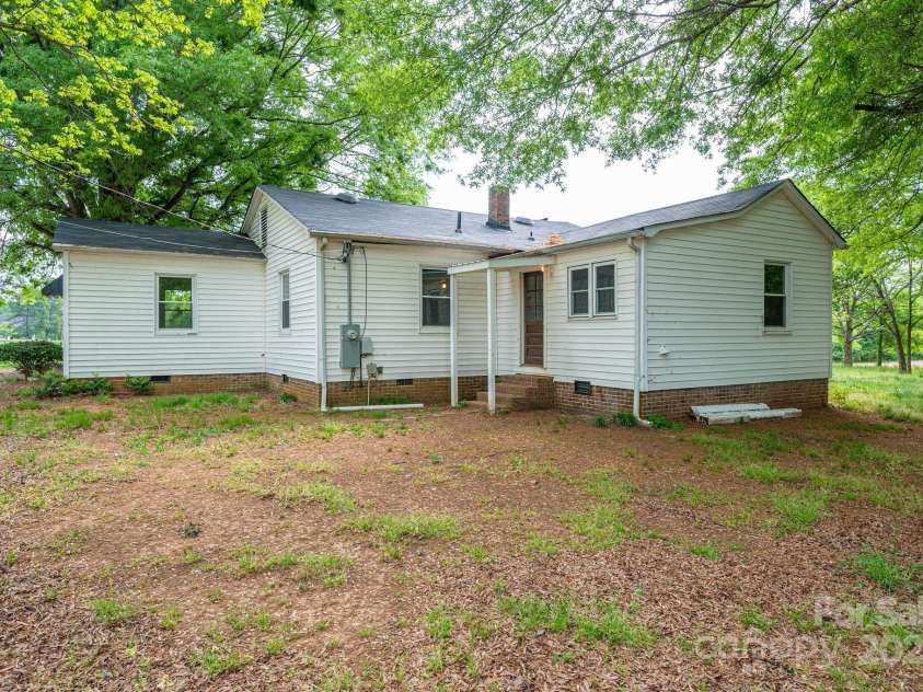 201 Lee Black Road, Cherryville, NC 28021.  MLS# CAR4240995, YatesRealty ID 7784. 