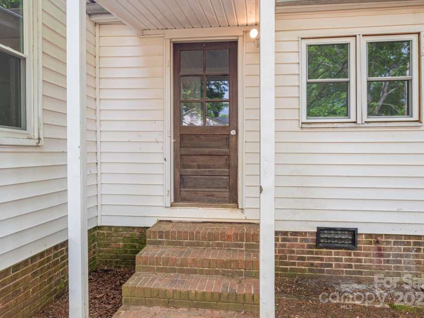 201 Lee Black Road, Cherryville, NC 28021.  MLS# CAR4240995, YatesRealty ID 7784. 