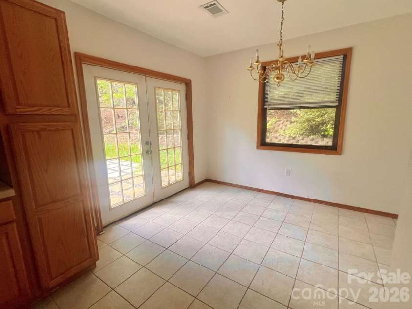 3840 Hide Away Hill, Morganton, NC 28655.  MLS# CAR4363991, YatesRealty ID 7784. 