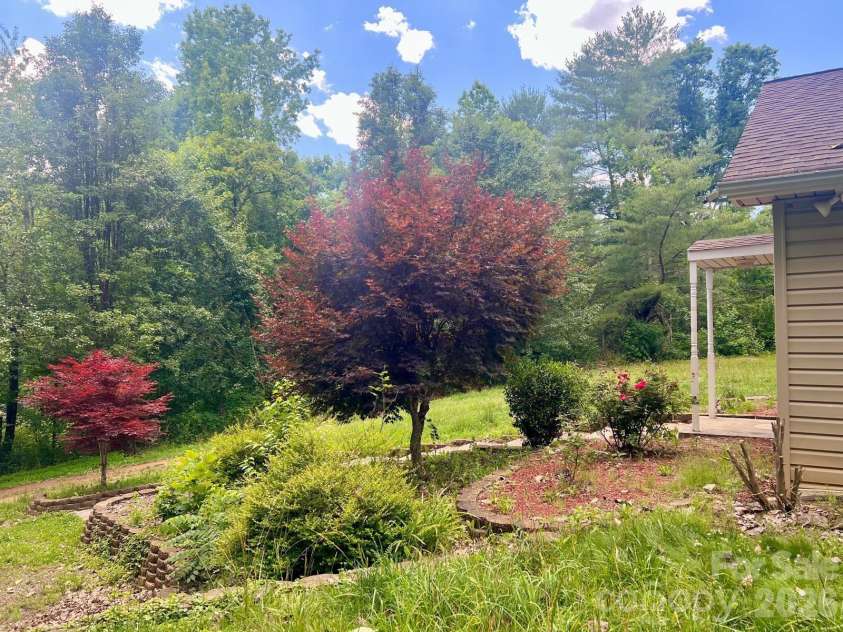 3840 Hide Away Hill, Morganton, NC 28655.  MLS# CAR4363991, YatesRealty ID 7784. 