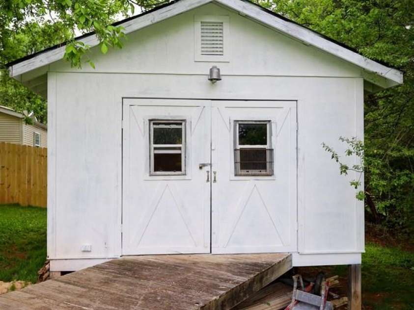 94 BREEZY KNOB Road, Franklin, NC 28734.  MLS# CAR4221997, YatesRealty ID 779. 