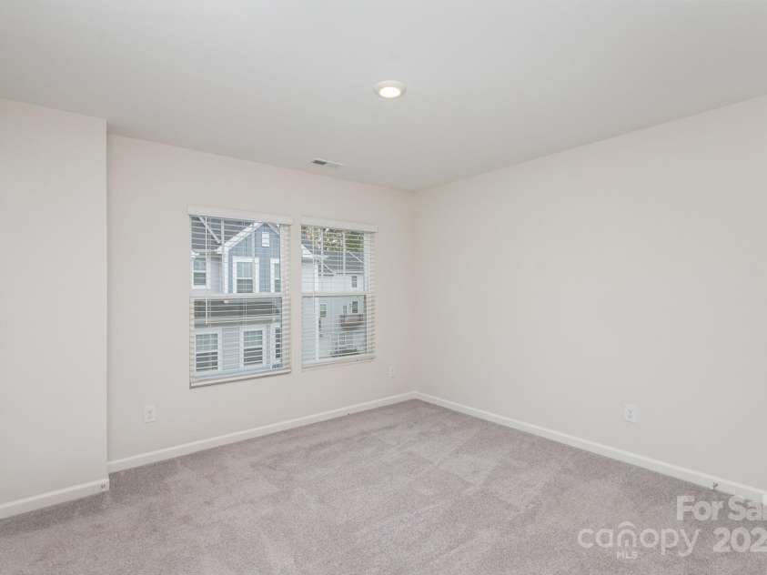 2410 Via Dei Conte Alley, Charlotte, NC 28205.  MLS# CAR4200470, YatesRealty ID 7791. 