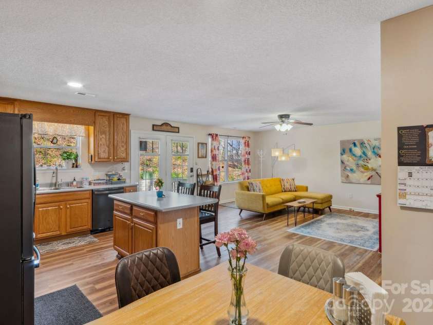 12 Hutchinson Woods Drive, Fletcher, NC 28732.  MLS# CAR4238385, YatesRealty ID 7792. 