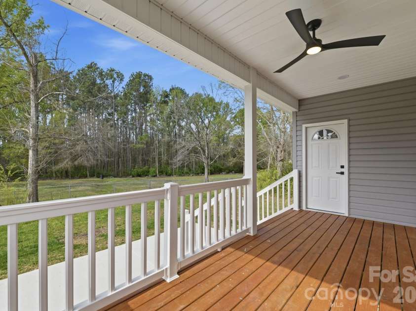 1429 1/2 Edgewood Drive, Rock Hill, SC 20730.  MLS# CAR4363128, YatesRealty ID 7793. Deck