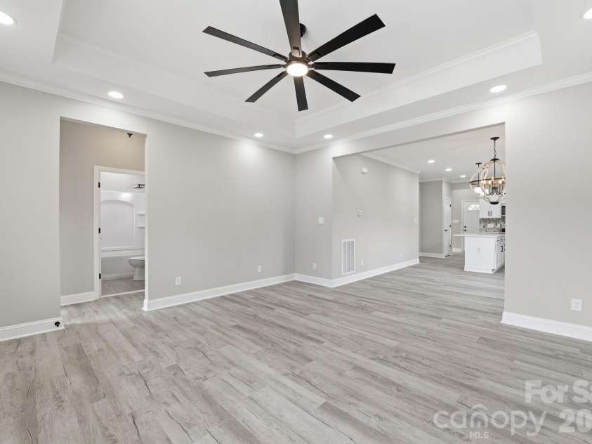 1429 1/2 Edgewood Drive, Rock Hill, SC 20730.  MLS# CAR4363128, YatesRealty ID 7793. Living Room