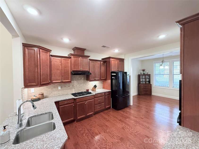 7581 Short Putt Court, Charlotte, NC 28215.  MLS# CAR4240802, YatesRealty ID 7793. 