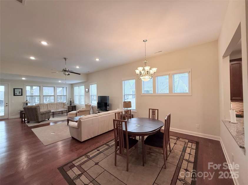 7581 Short Putt Court, Charlotte, NC 28215.  MLS# CAR4240802, YatesRealty ID 7793. 