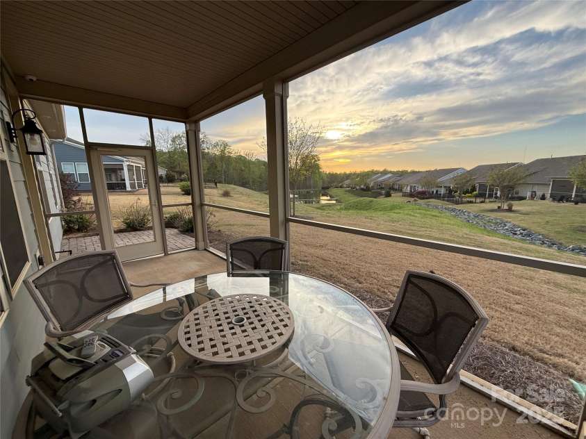 7581 Short Putt Court, Charlotte, NC 28215.  MLS# CAR4240802, YatesRealty ID 7793. 