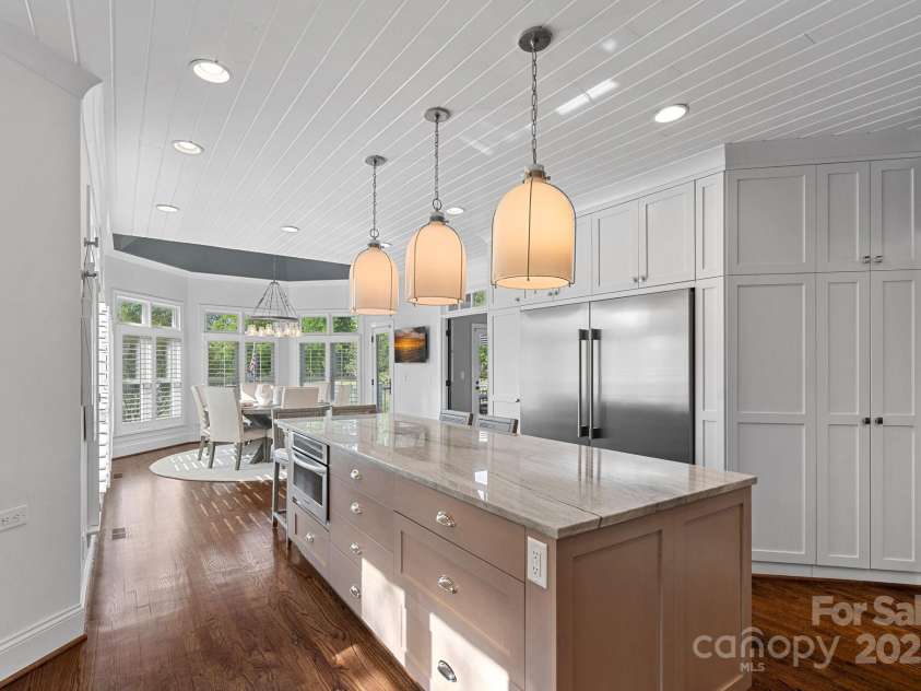 19216 Peninsula Shores Drive, Cornelius, NC 28031.  MLS# CAR4237966, YatesRealty ID 7794. 