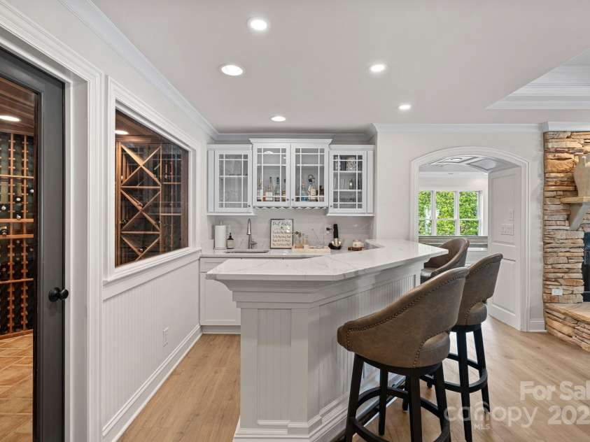 19216 Peninsula Shores Drive, Cornelius, NC 28031.  MLS# CAR4237966, YatesRealty ID 7794. 