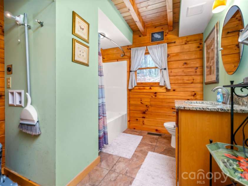 418 Owls Ridge Drive, Bostic, NC 28018.  MLS# CAR4364255, YatesRealty ID 7794. 