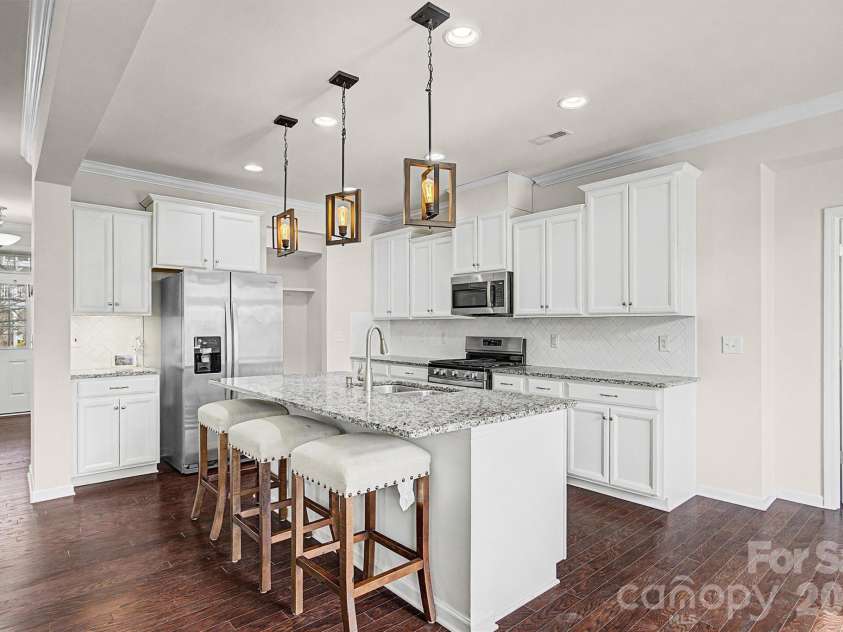 15234 Red Canoe Way, Charlotte, NC 28278.  MLS# CAR4361223, YatesRealty ID 7795. 