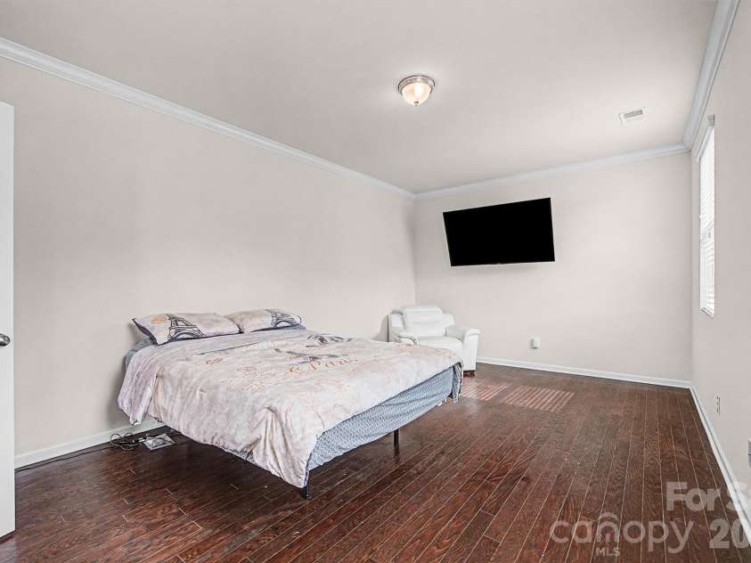 15234 Red Canoe Way, Charlotte, NC 28278.  MLS# CAR4361223, YatesRealty ID 7795. 