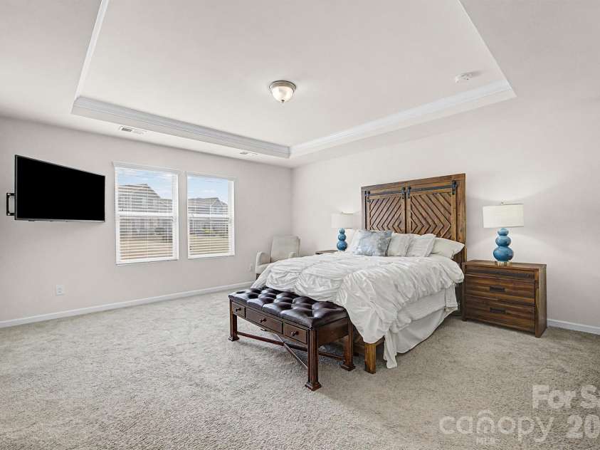 15234 Red Canoe Way, Charlotte, NC 28278.  MLS# CAR4361223, YatesRealty ID 7795. 